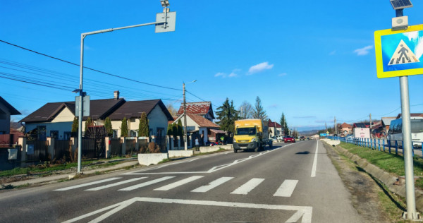 Teren de vânzare – 2.550 mp, poziție excelentă, Stâlpe