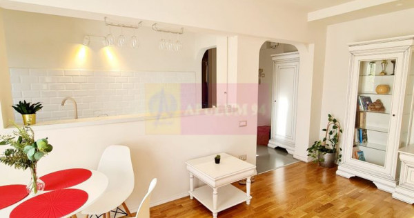 Inchiriere apartament de 2 camere in Piata Alba Iulia