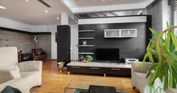 Apartament 5 camere cu 2 locuri de parcare de in zona Heras