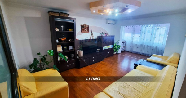 Strada Moldovei, Apartament cu 3 camere plus boxa de vanzare