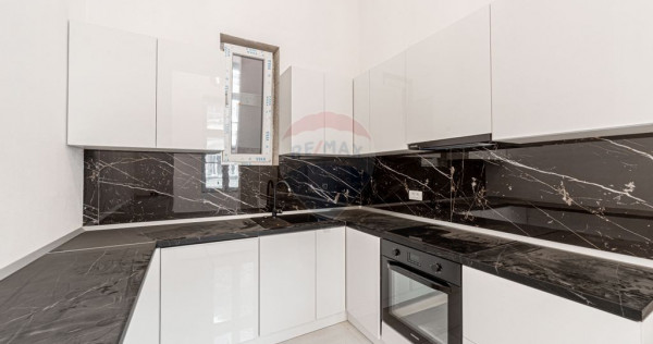 Spațiu de &icirc;nchiriat 149 mp, ultracentral, &icirc;n Palatul N...