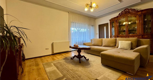 FilmTur 3D!Casa armonioasa, cu doua intrari,foisor,locuri pa