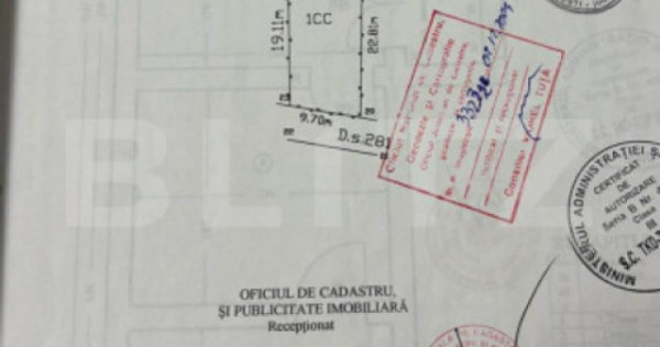 Teren cu constructie, 429 mp, zona Bradesti