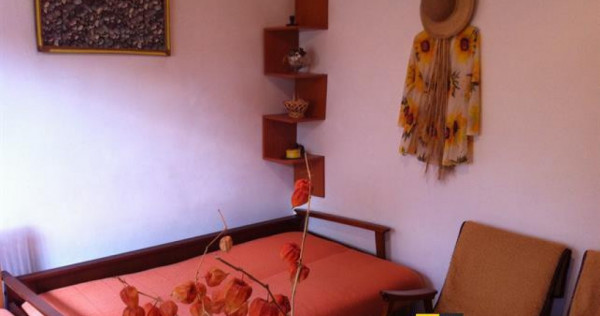 Garsoniera la casa str.moldoveanu-milea acces separat