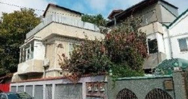 Casa si teren Cota parte 1/8, Bucuresti, ID: R2822095