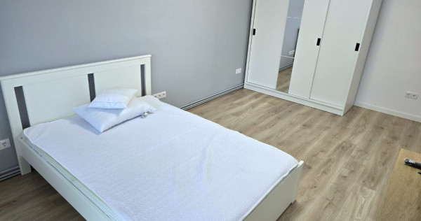 INCHIRIEZ apartament 3 camere,recent renovat,zona Centrala