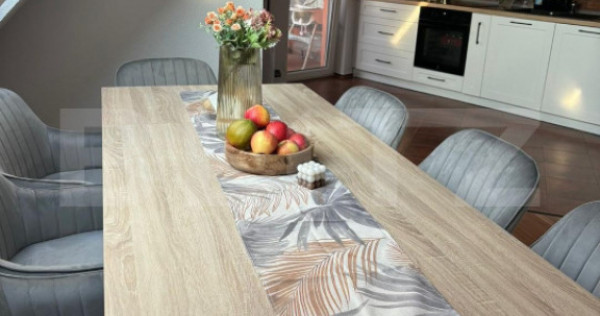 Apartament cu 3 camere de vanzare, 117 mp, zona Baritiu