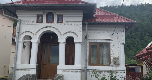 Casă Leresti, Arges, acces ușor către C&acirc;mpulung Muscel, barajul R&acirc;ușor