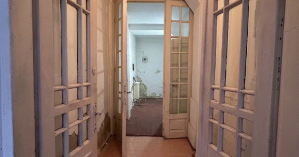 Apartament 4 camere | Piata Ovidiu | 120 mp | Necesita renov