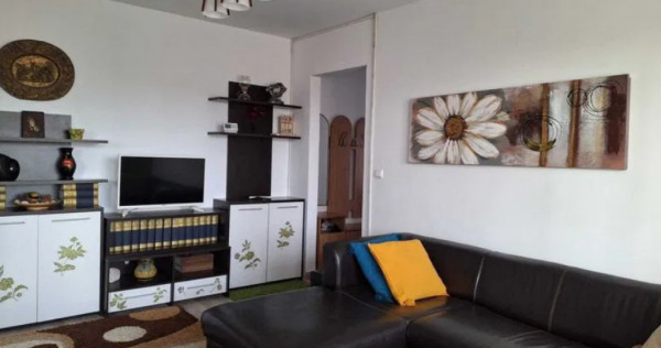 Apartament 2 camere, semidecomandat - zona Astra