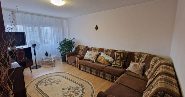 Doua camere decomandate, etajul 1.