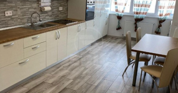 Apartament 2 camere decomandat zona Florilor