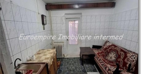 Apartament 3 camere decomandate Inel 2