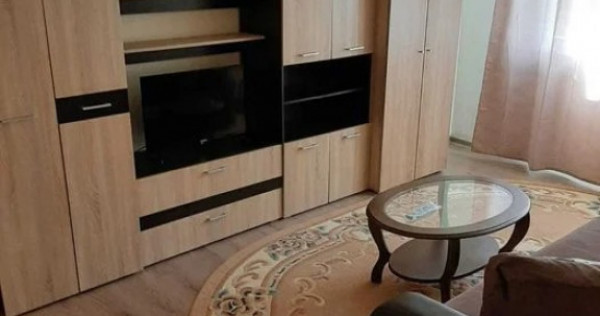 Garsoniera zona 1 Mai