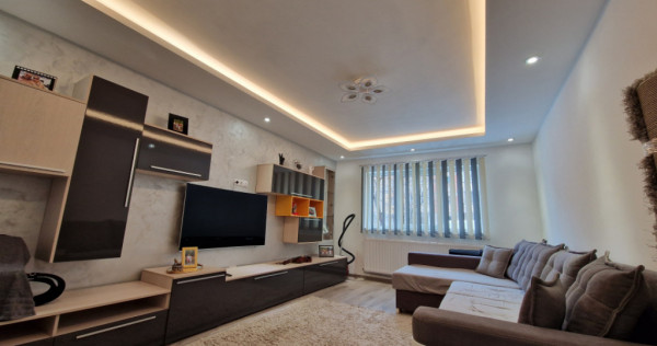 Apartament 2 camere, 48 mp, zona Hotvon