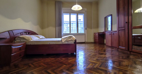 Apartmanet cu 3 camere Iosefin etajul 1