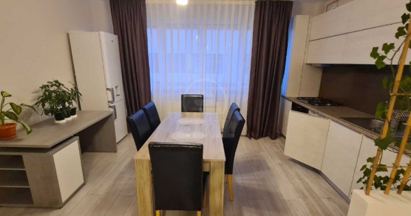 Apartament 3 camere semidecomandat zona Sub Cetate COMISION 0