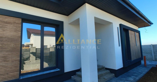 Casa individuala - 4 camere - 2 bai - in apropiere de STV