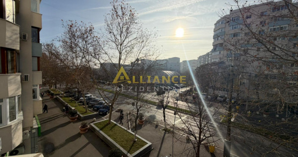 Metrou Aparatorii Patriei - Berceni - 3 camere renovat