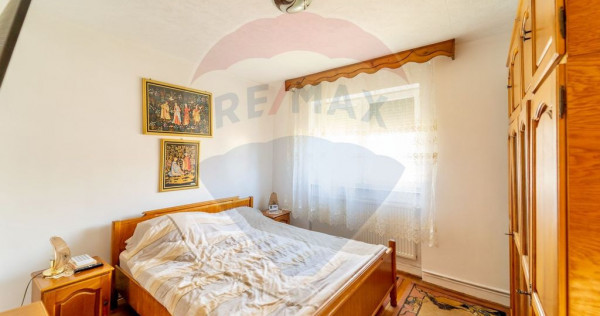 Apartament cu 3 camere in zona Grădiște