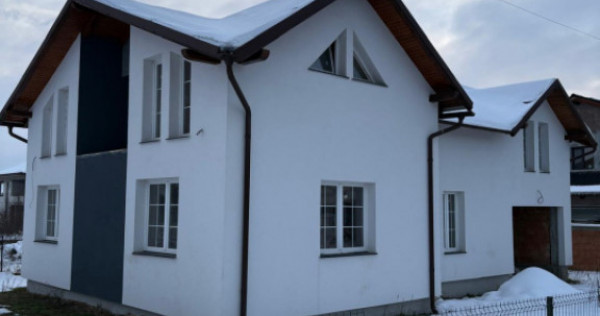 Casă &icirc;n Tăuții-Măgherăuș &ndash; 5 camere, &icirc;ncălzire &icirc;