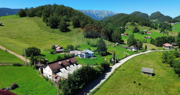 Pensiune de v&acirc;nzare in v&acirc;rf de munte la Ciocanu - l&acirc;ng...