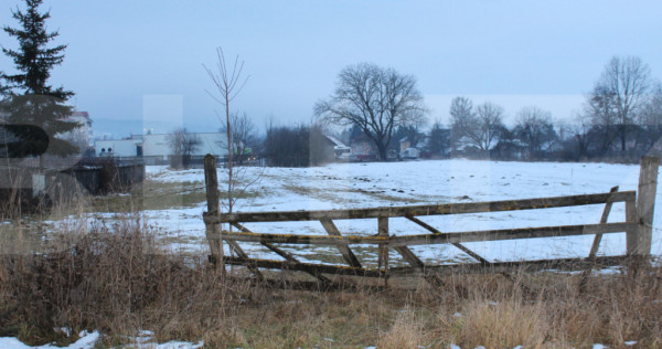 Teren intravilan 1.819 mp &ndash; locație strategică l&acirc;ngă P