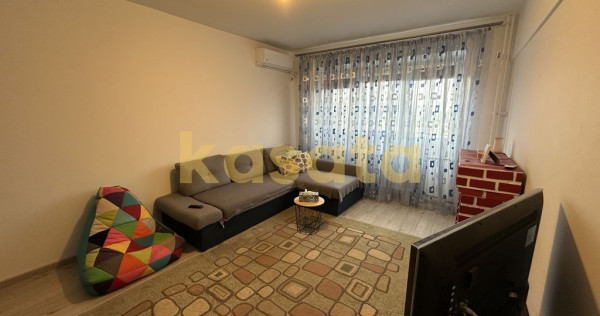 Apartament 3 Camere | Etaj intermediar | Metrou la scară...
