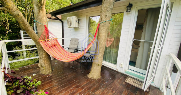 Teren central de v&acirc;nzare