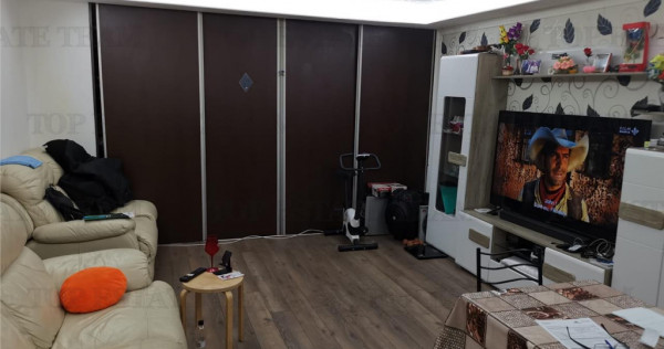 Garsoniera transformata &icirc;n 2 cam. 41 mp, 1 Decembrie-Ilfov