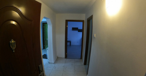 Apartament de V&acirc;nzare &ndash; decomandat 3 cam 70 mp