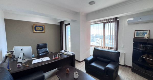 Apartament 5 camere, situat in zona Km 4&ndash;5 | Solid House