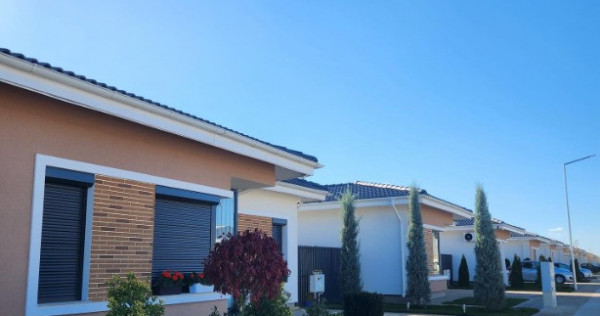 Vila Napoletana La Cheie, 115 mp. Tunari, Ilfov