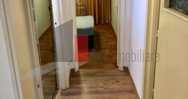 V&acirc;nzare apartament 3 camere Piața Sudului - Secuilor
