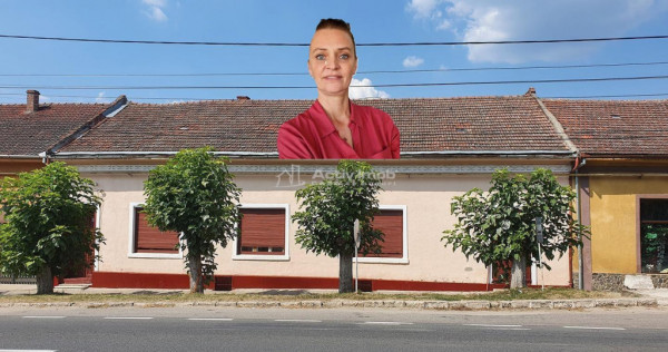 Bocsa Montana, Casa Solida Teren, Strada Principala