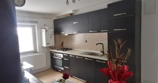 Apartament 2 camere, parter, strada Primaverii din Siret