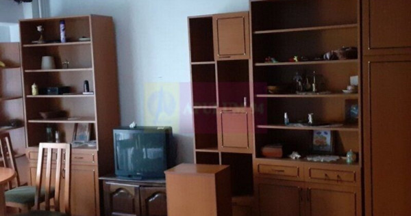 Vanzare garsoniera zona Panduri