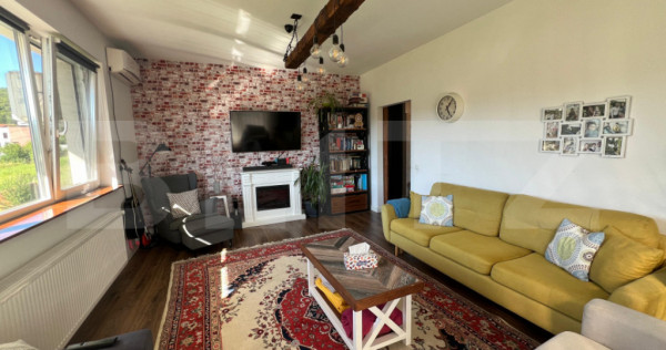 Apartament 3 camere, decomandate, etaj intermediar, garaj, C