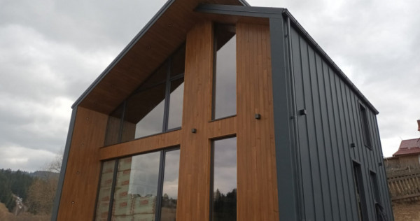 Casă nouă P+E, 115 mp, teren 900 mp, langa de Vatra Dornei