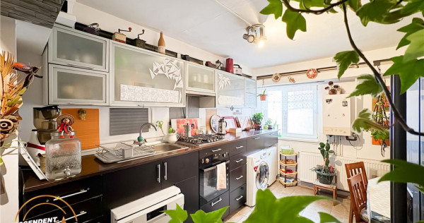 FILMTUR 3D!! Apartament cu 3 camere luminos, loc parcare, zo