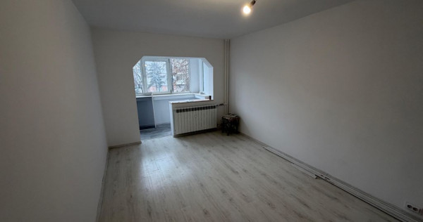 APARTAMENT 2CAMERE , TROCADERO, NEMOBILAT/ NEUTILAT