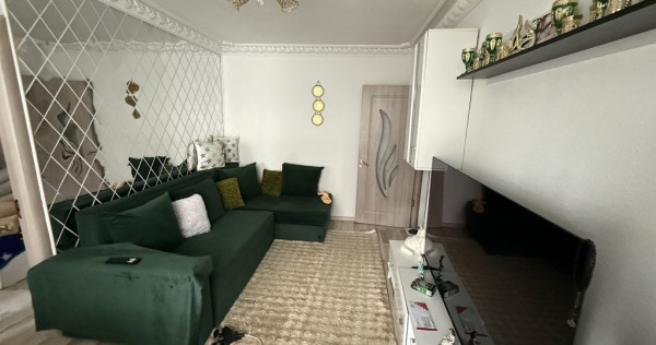 Apartament cu 3 camere de v&acirc;nzare &icirc;n zona Groapa