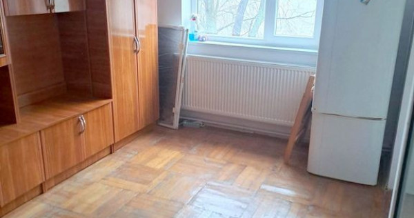 Apartament cu o camera de inchiriat &ndash; Micro 38, etaj in...