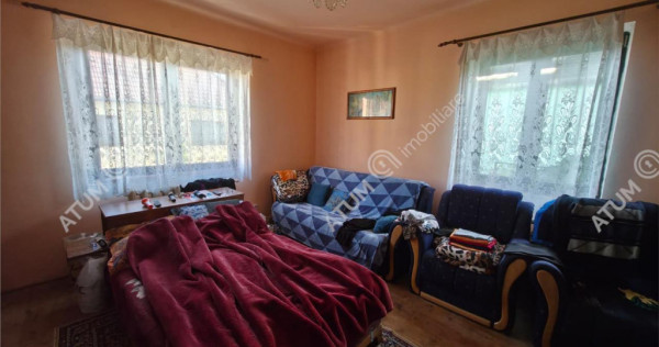 Casa cu 2 camere si gradina 600 mp in Sibiu zona Turnisor