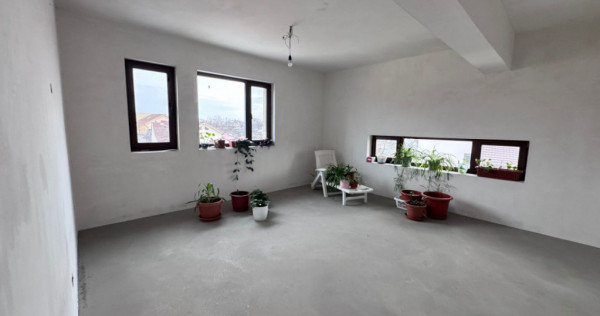 Apartament 3 camere situat in zona Dacia