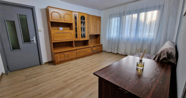 Recent zugravit 2 camere etaj 3 zona Girocului /Parcul Padur