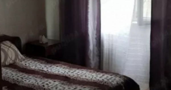 Apartament 3 camere + loc parcare, etaj intermediar, zona Ma