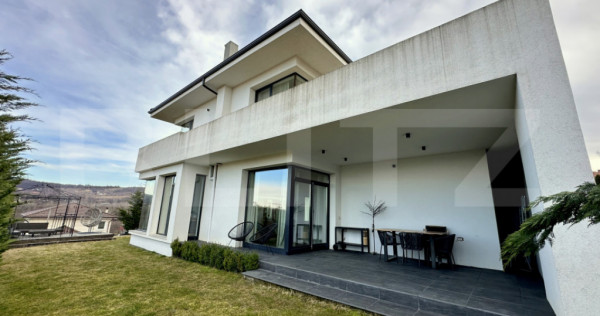 BLITZ EXCLUSIV Casă modernă &icirc;n Sălicea, liniște si inti