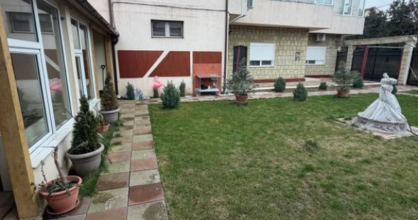 Casa P+1+M , Faleza Nord, pretabil Pensiune /Comercial