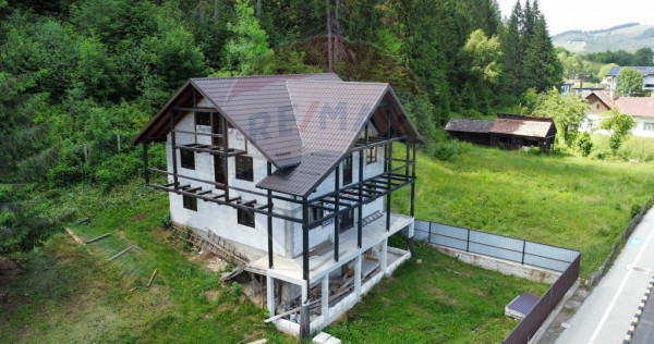 Casă de v&acirc;nzare &icirc;n Voroneț, Bucovina